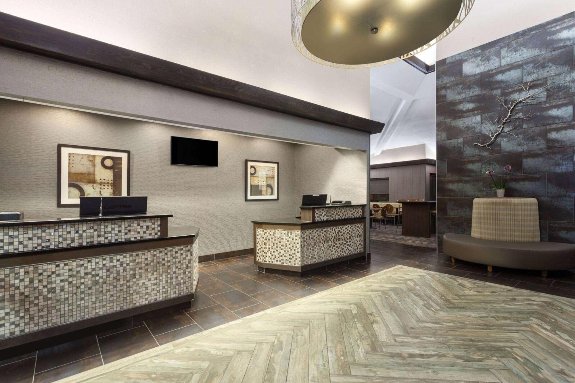 Super 8 By Wyndham Copley Akron Buitenkant foto