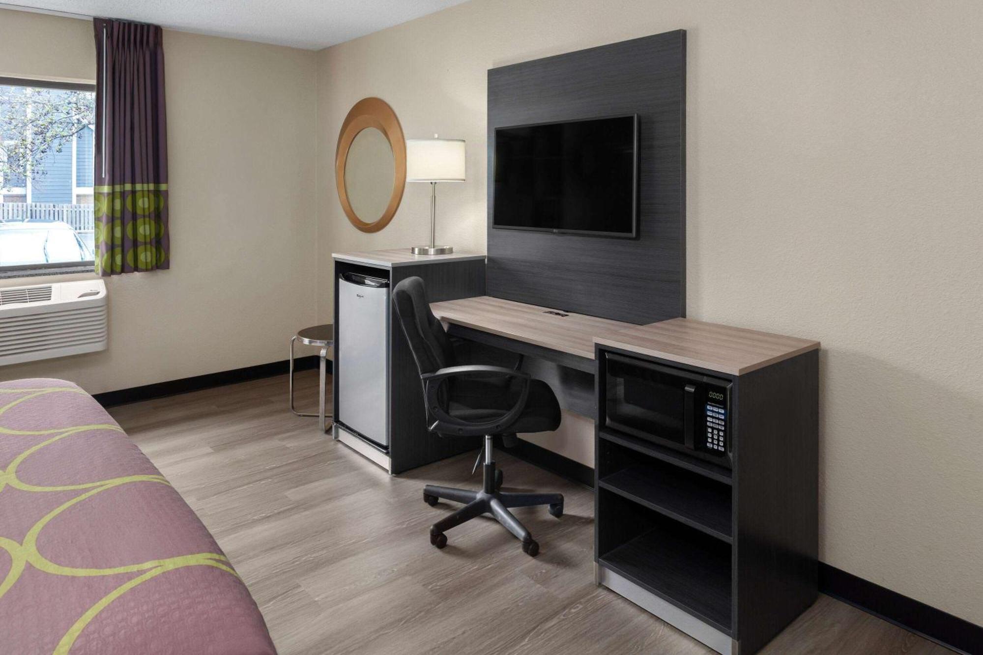 Super 8 By Wyndham Copley Akron Buitenkant foto